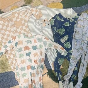 Bundle of Pajamas / Onesies with Animal and Leaf Prints